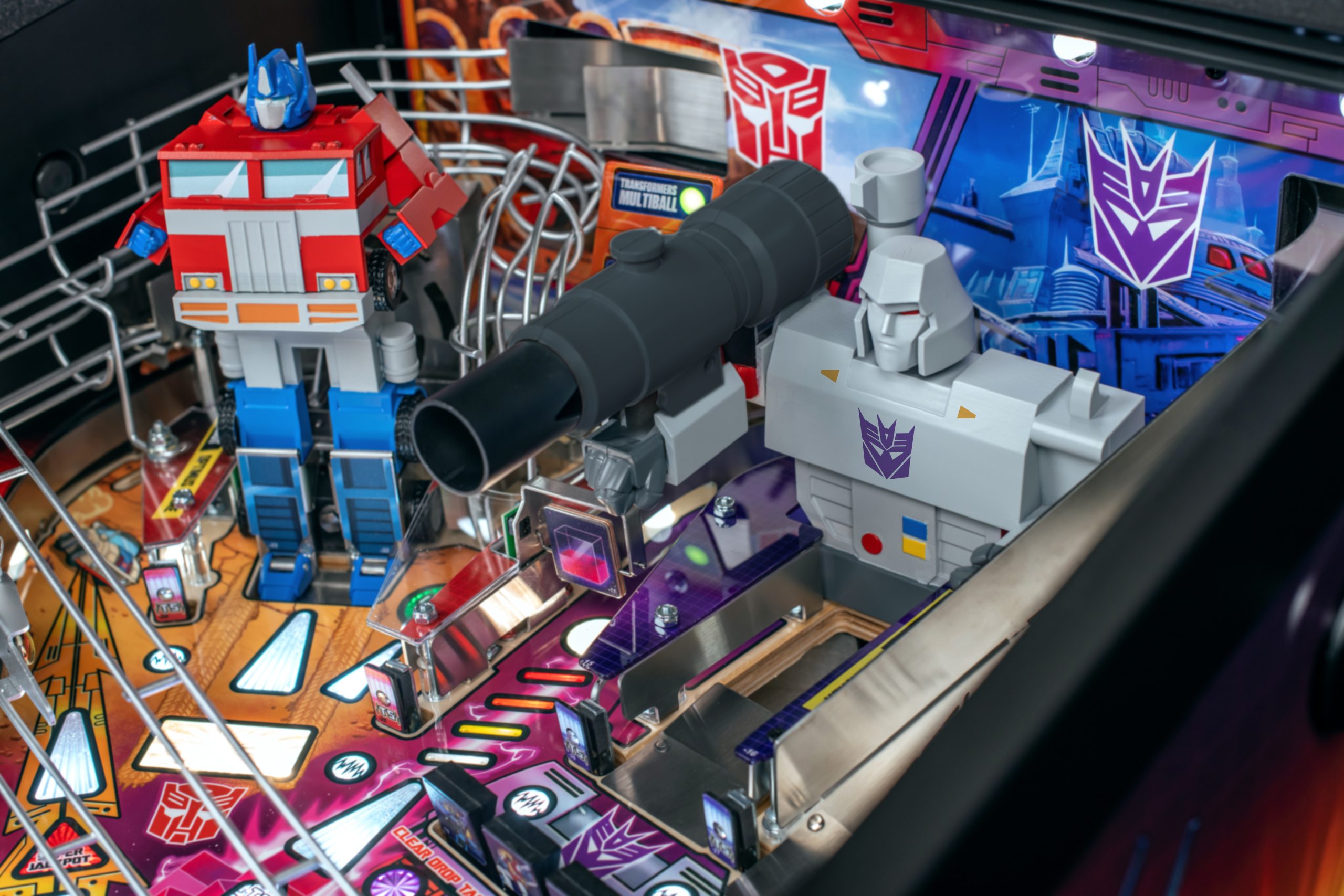 TRANSFORMERS: More Than Meets the Eye Pro - Image 7