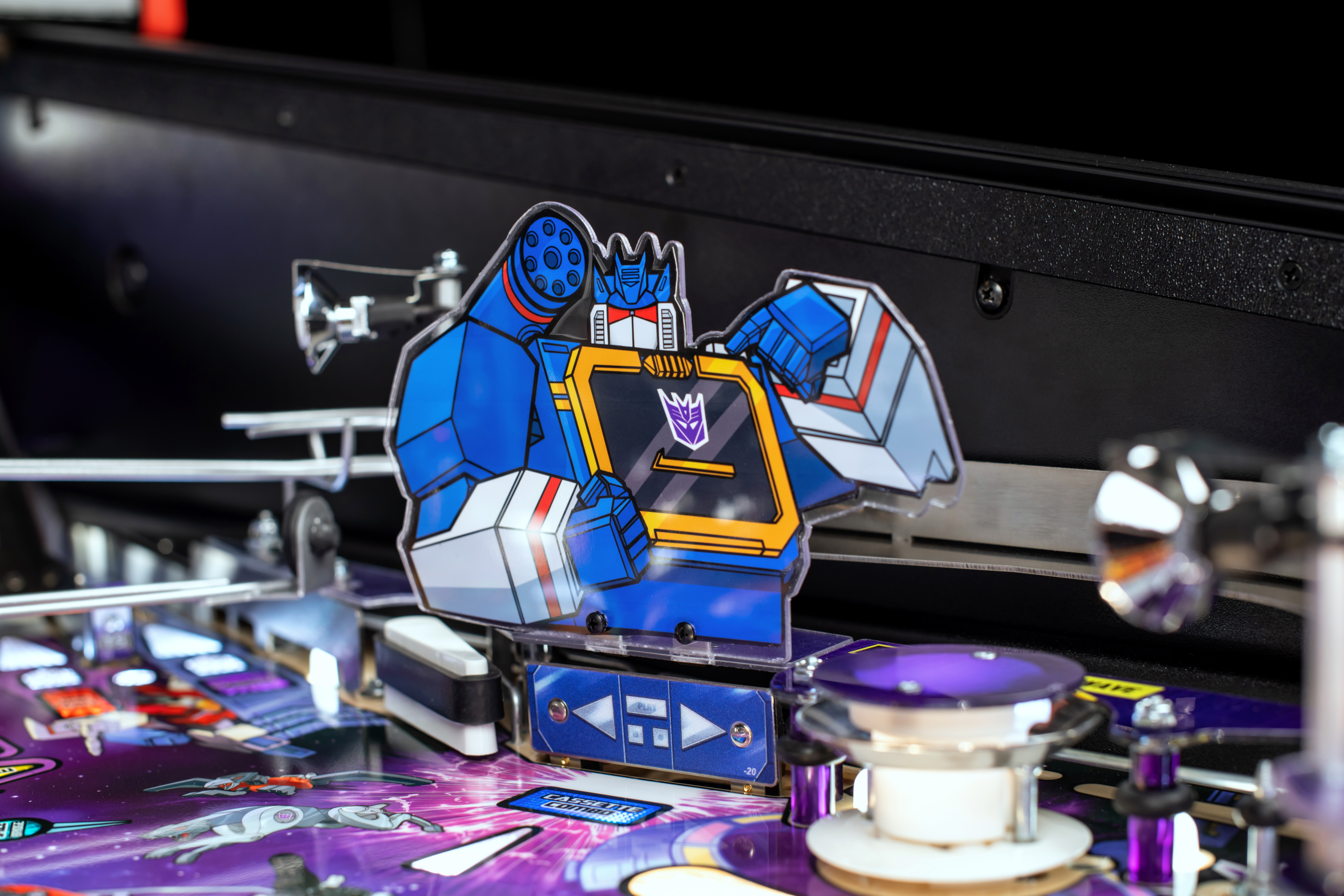 TRANSFORMERS: More Than Meets the Eye Pro - Image 6